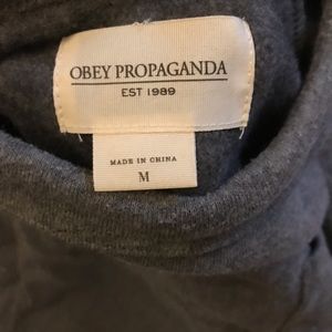 Obey clothing sweater grey size medium pre owned